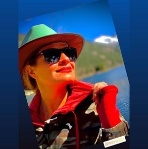 Meet your Posher, Mary